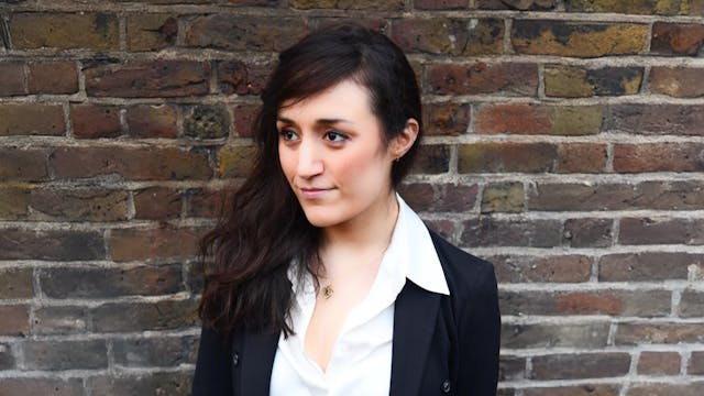 Amber Medland on Attention Seeker