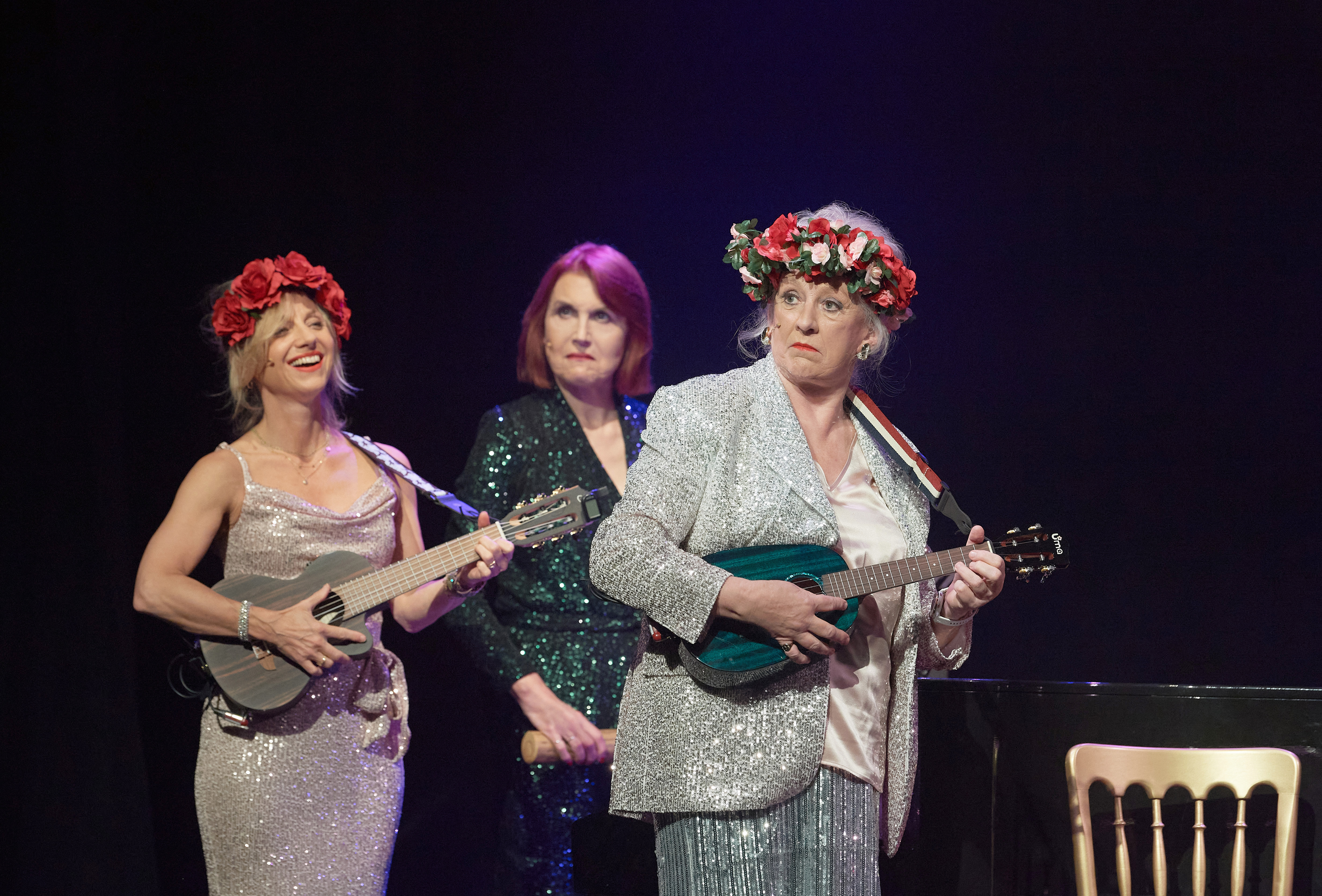 FASCINATING AIDA 40th ANNIVERSARY SHOW 