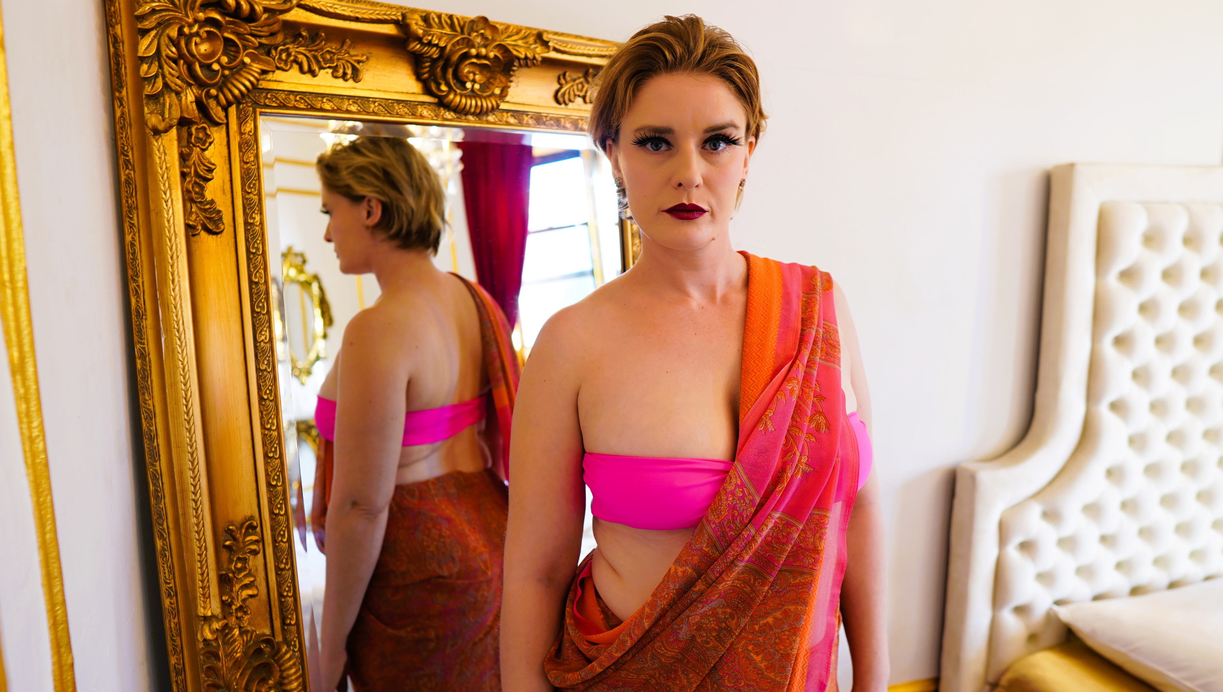 Elegant Ellie in Saree 2