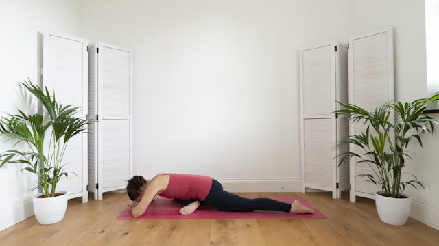 15-minute hip stretch