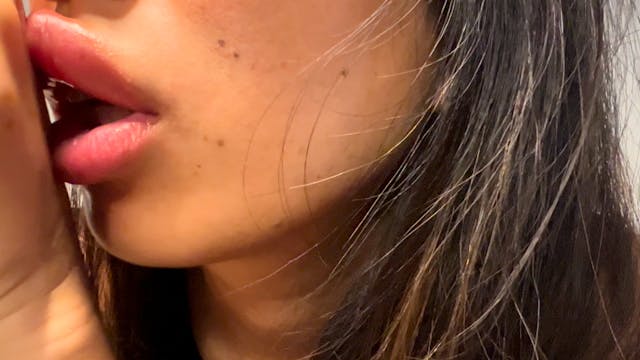 Doing a frenchkiss on my hand