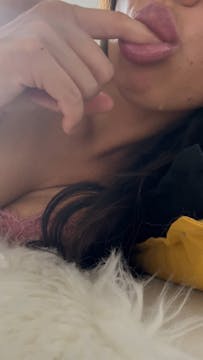 fingerlicking