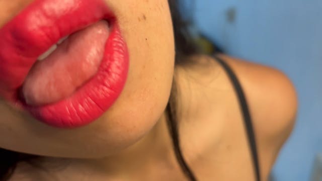 Sensual lenslicking