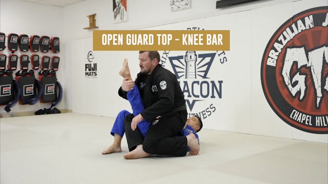 Open Guard Top - Knee Bar