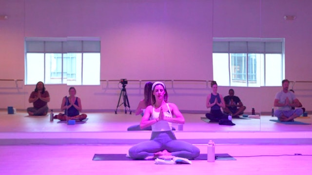 3/8 Kundalini Yoga with Greta