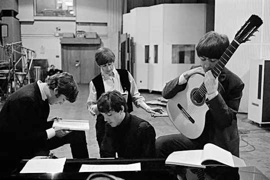 CONTACT | The Beatles by David Hurn