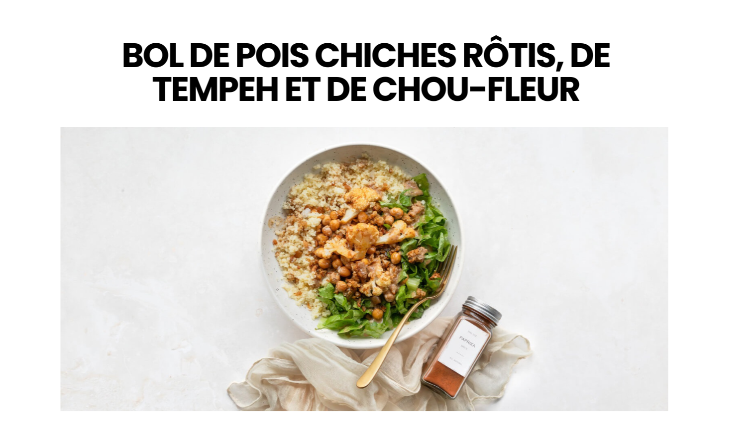 Bol de pois chiches rôtis, de tempeh et de chou-fleur