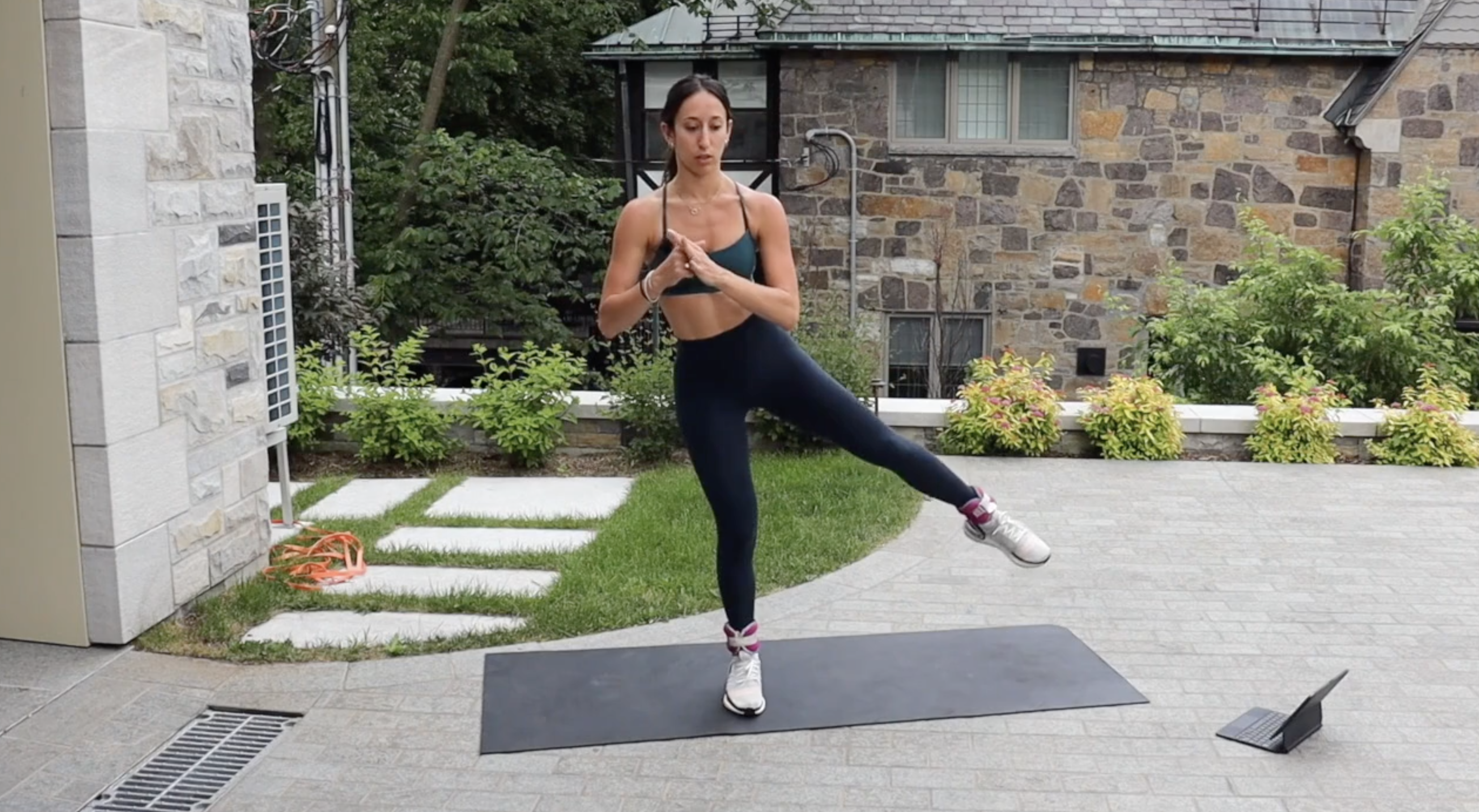 17 Min Lean Leg Sculpt 1 (Prenatal Friendly)