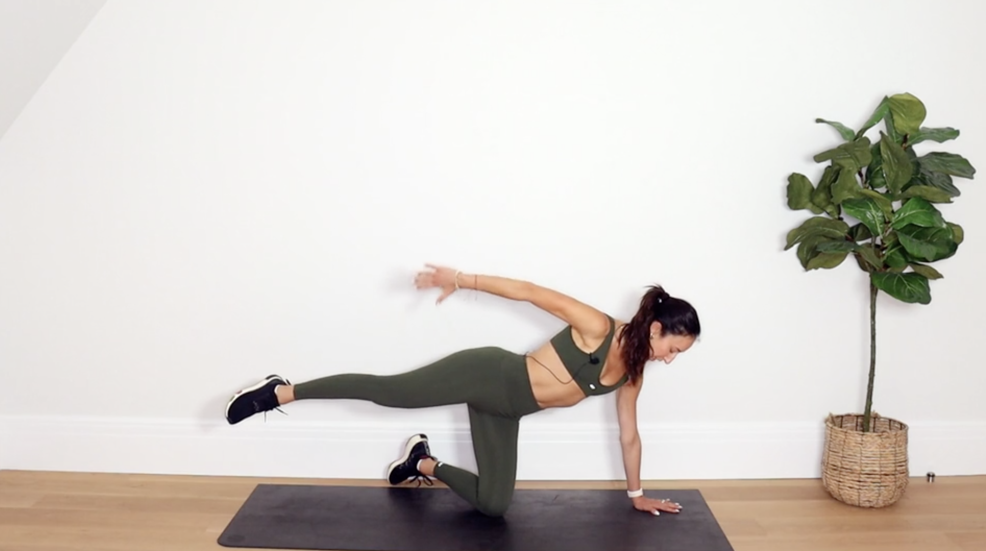 21 Min Full Body Sweat & Sculpt 1