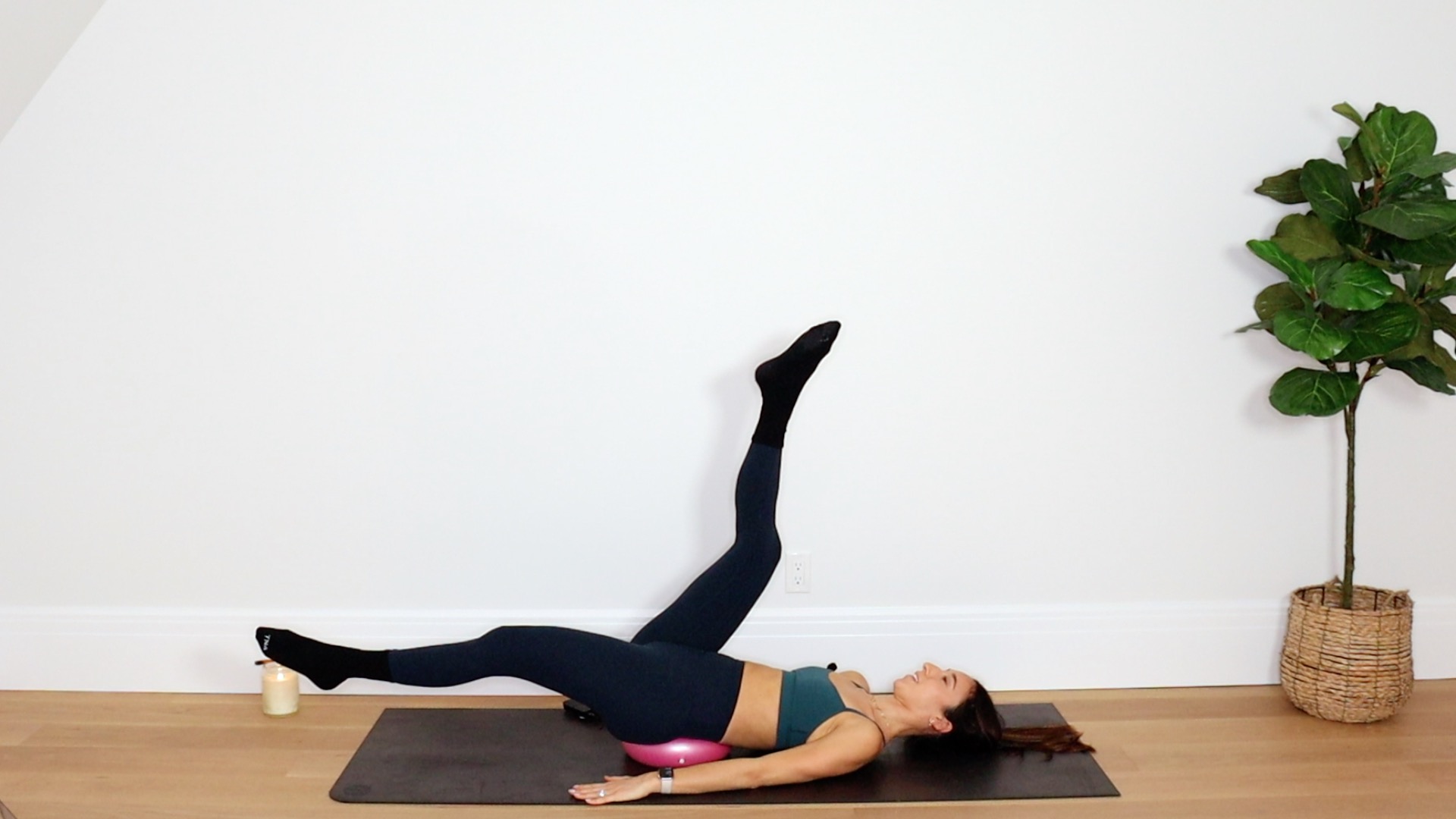 12 Min Pilates Abs 1