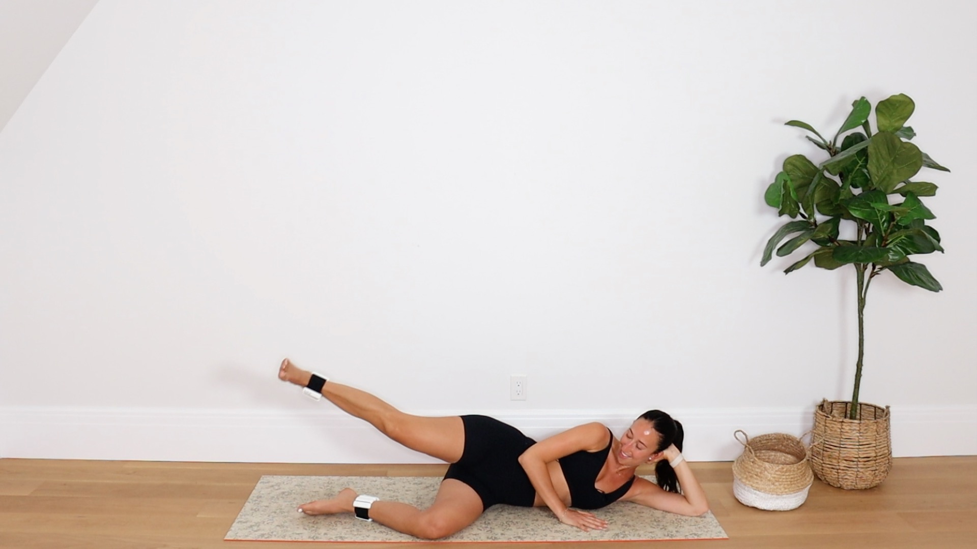 33 Min Inner & Outer Thigh Sculpt 4 (Prenatal Friendly)