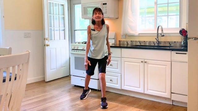 Balance Workout for Seniors - 3 Minut...