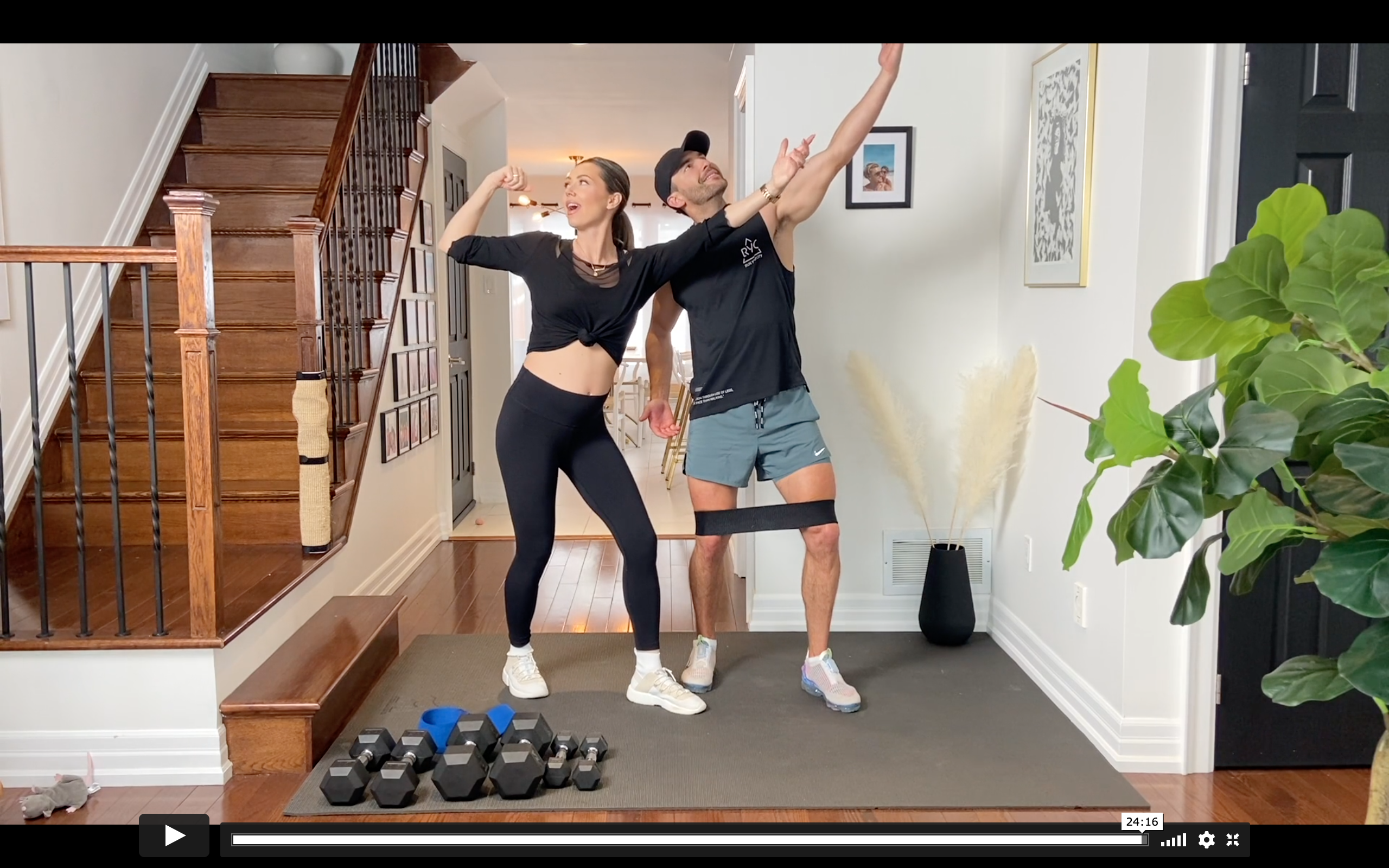 BOOTY WORKOUT FIVE 20 MIN