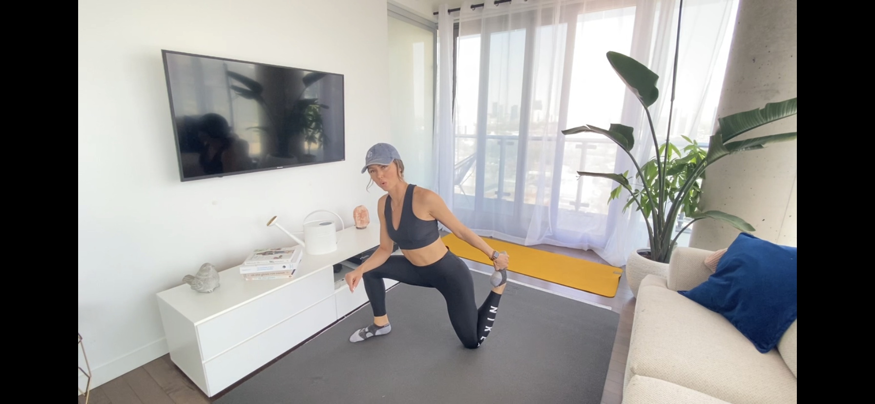 TOTAL BODY WORKOUT 10 - 30 MINS