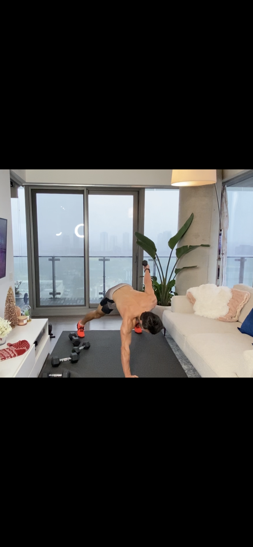 DECEMBER 4TH HARD”CORE” HIIT