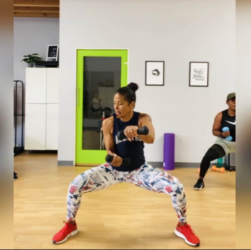 Kickfit Cardio Sculpt/HIIT Circuit: Light & Medium Dumbbells & Mat