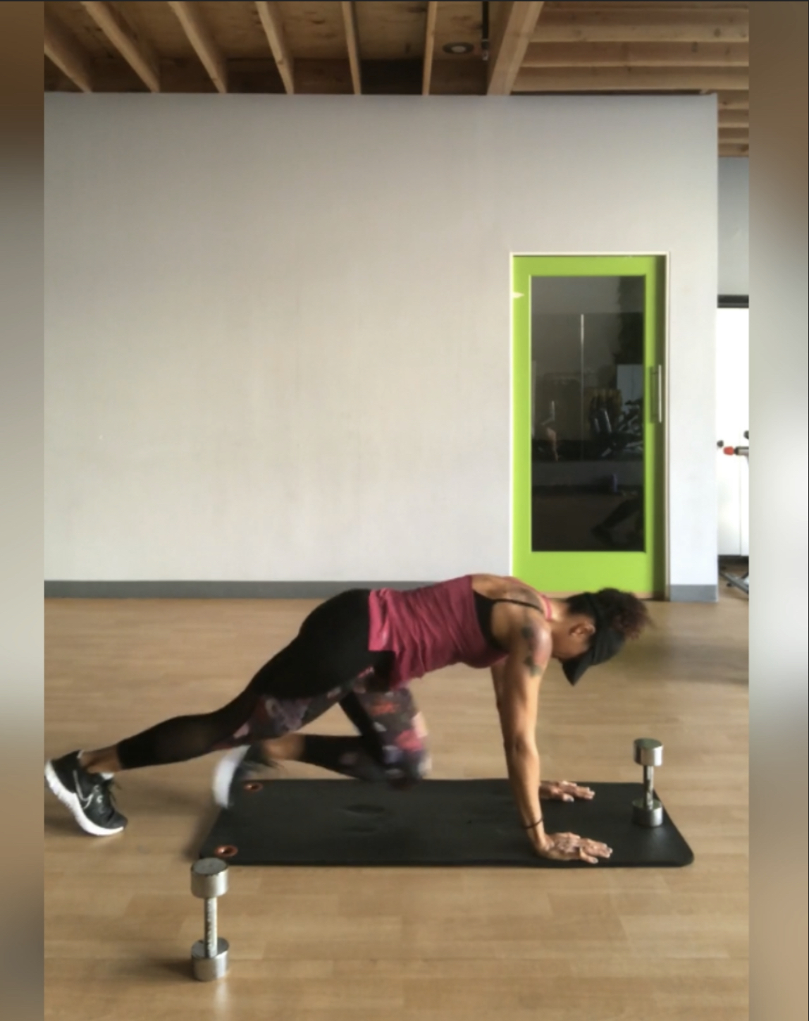 Kickfit Cardio Sculpt/HIIT Circuit: Light and Medium Dumbbells & Mat