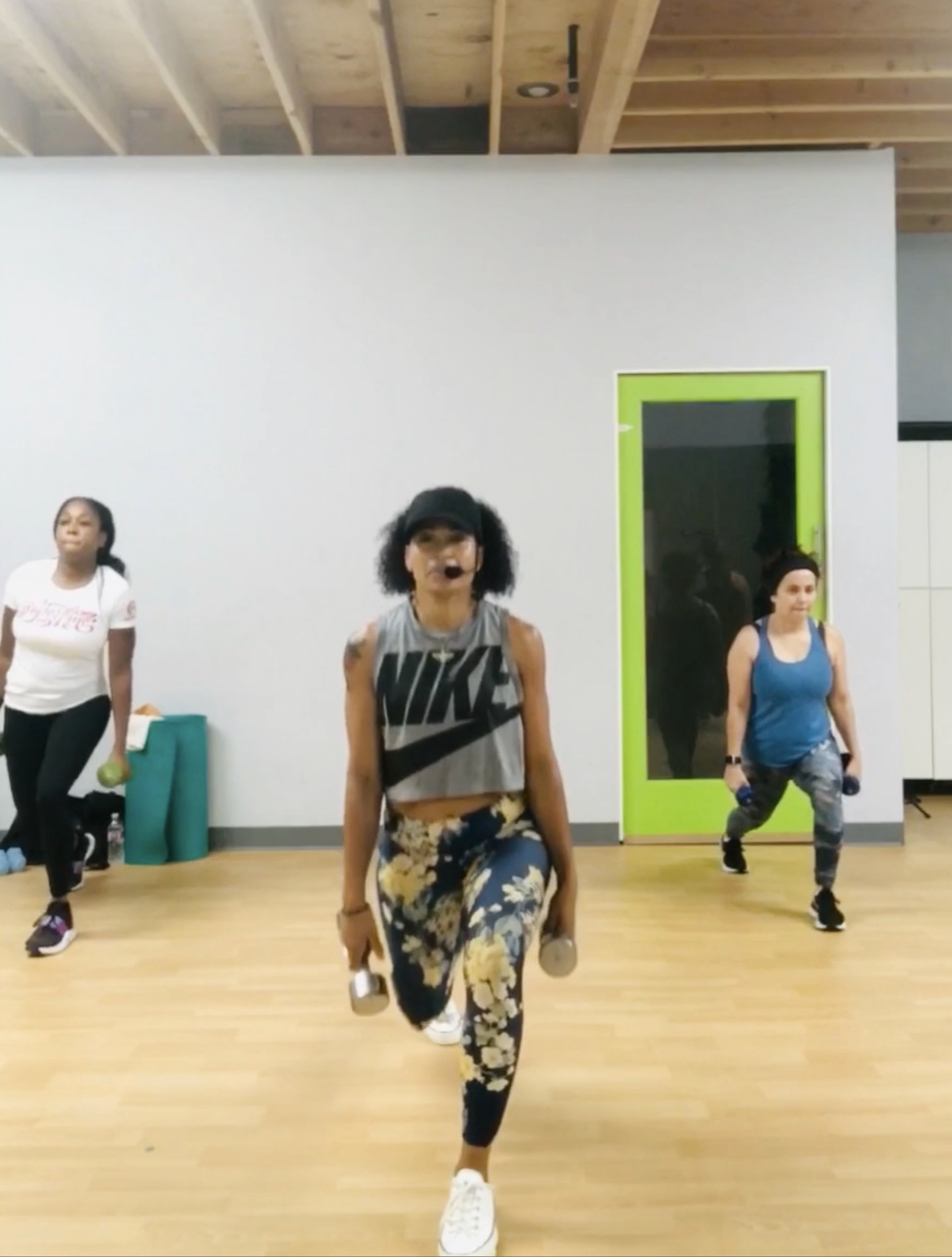 Kickfit Cardio Sculpt/HIIT Circuit: Dumbbells, Booty Band & Mat