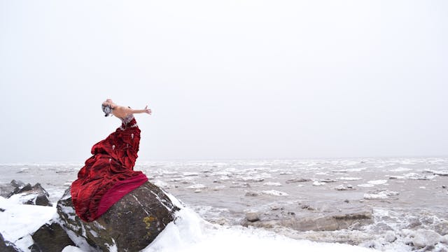 Ice, crevasse and drift