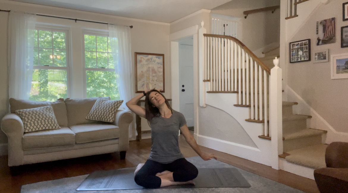 11 Minute Pre + Postnatal Friendly Seated Stretch