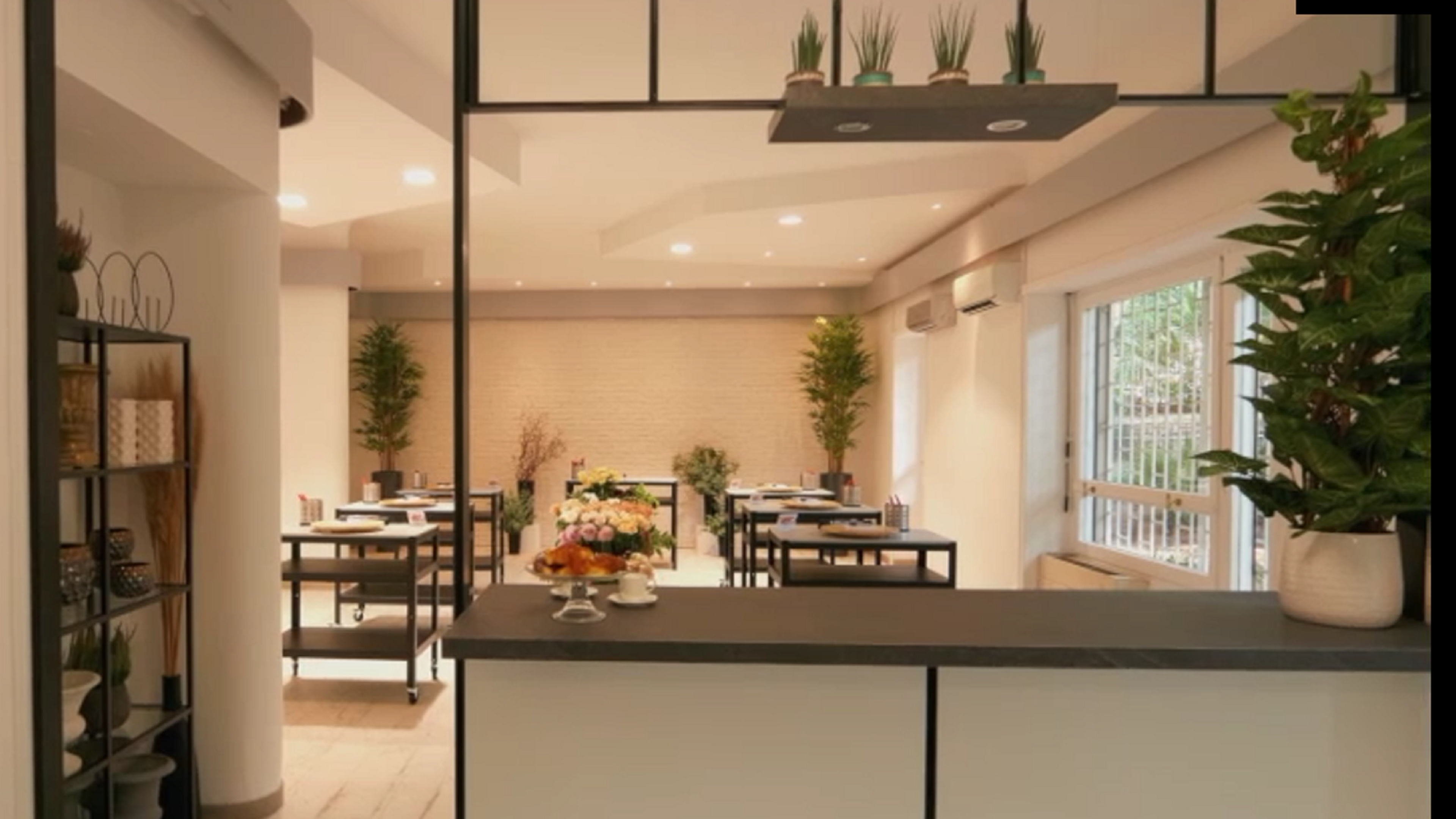 Floral Studio - Flowers to Feel