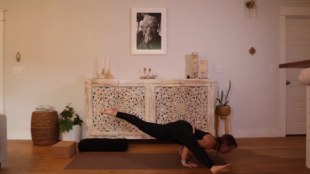 Eka Pada Koundinasana (flying splits)...