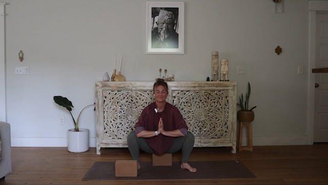 Slow Flow - hips and blocks