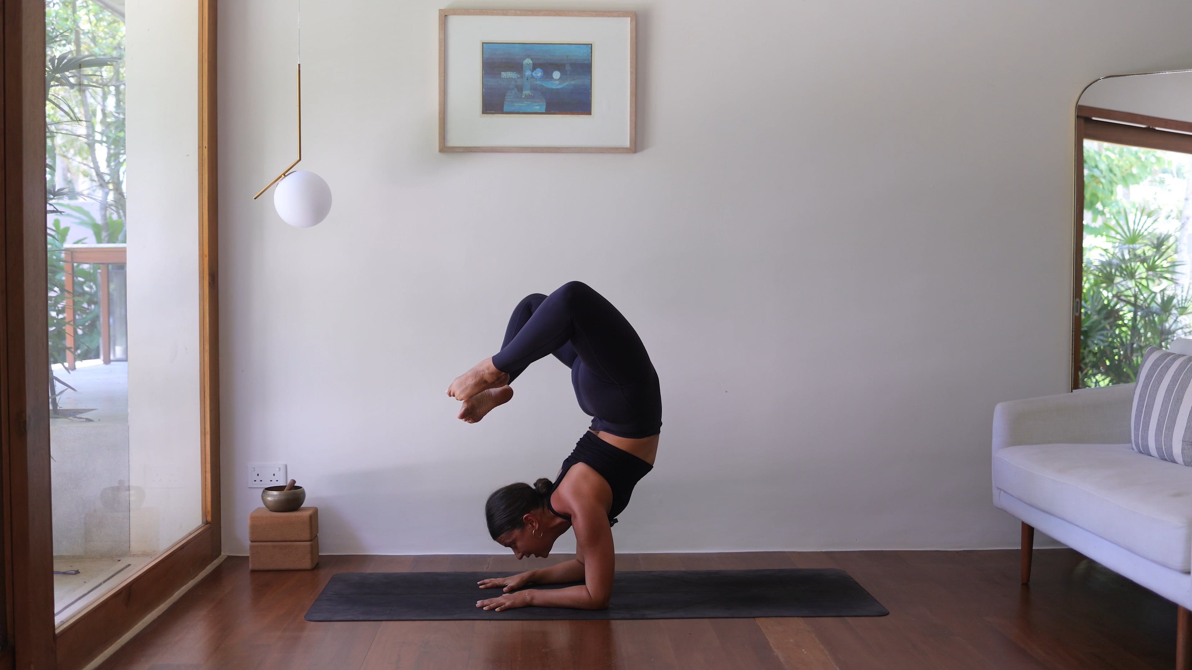 Variations de pincha mayurasana: aller plus loin