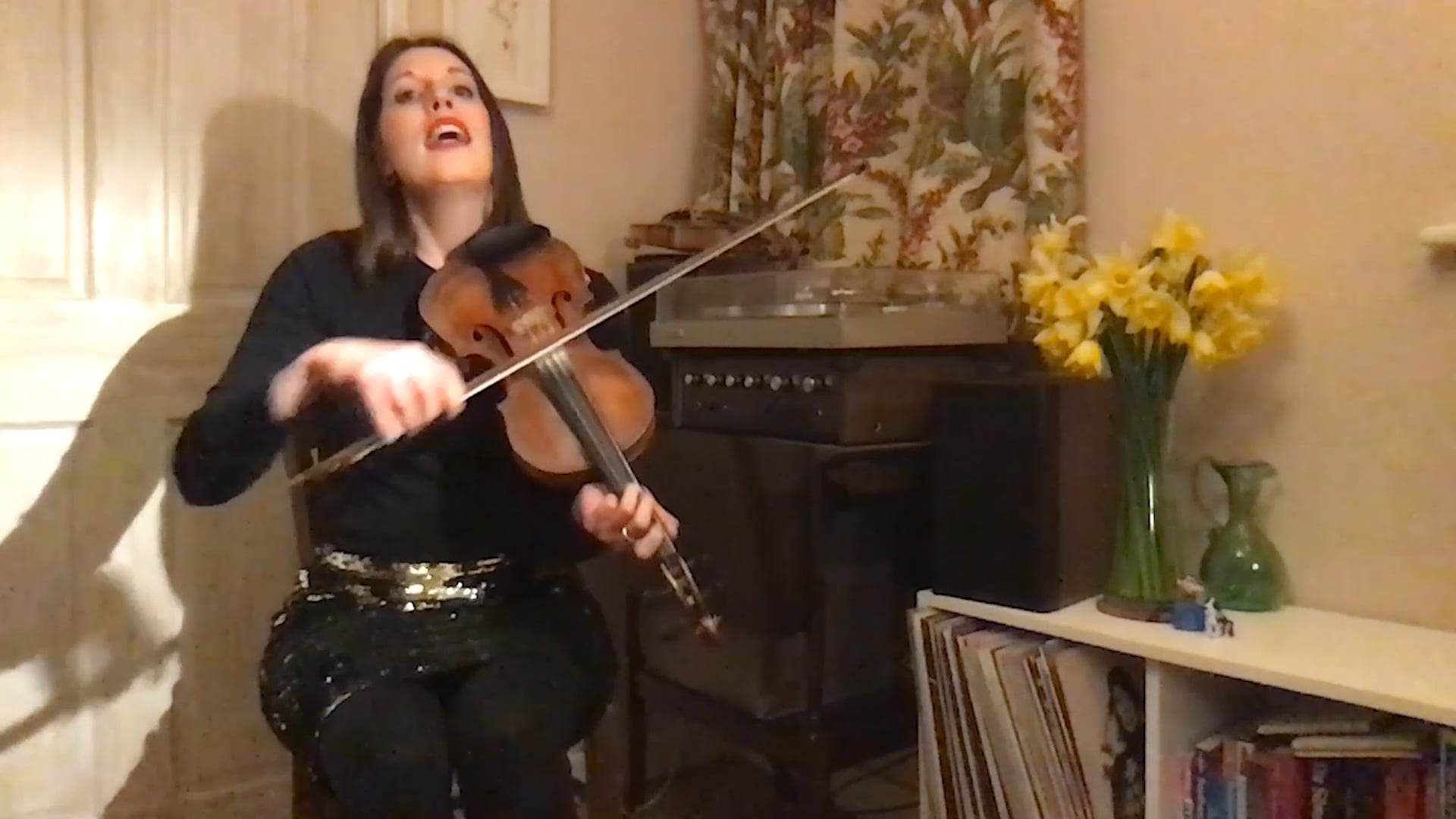 Bella Hardy at the Folk On Foot Front Room Festival