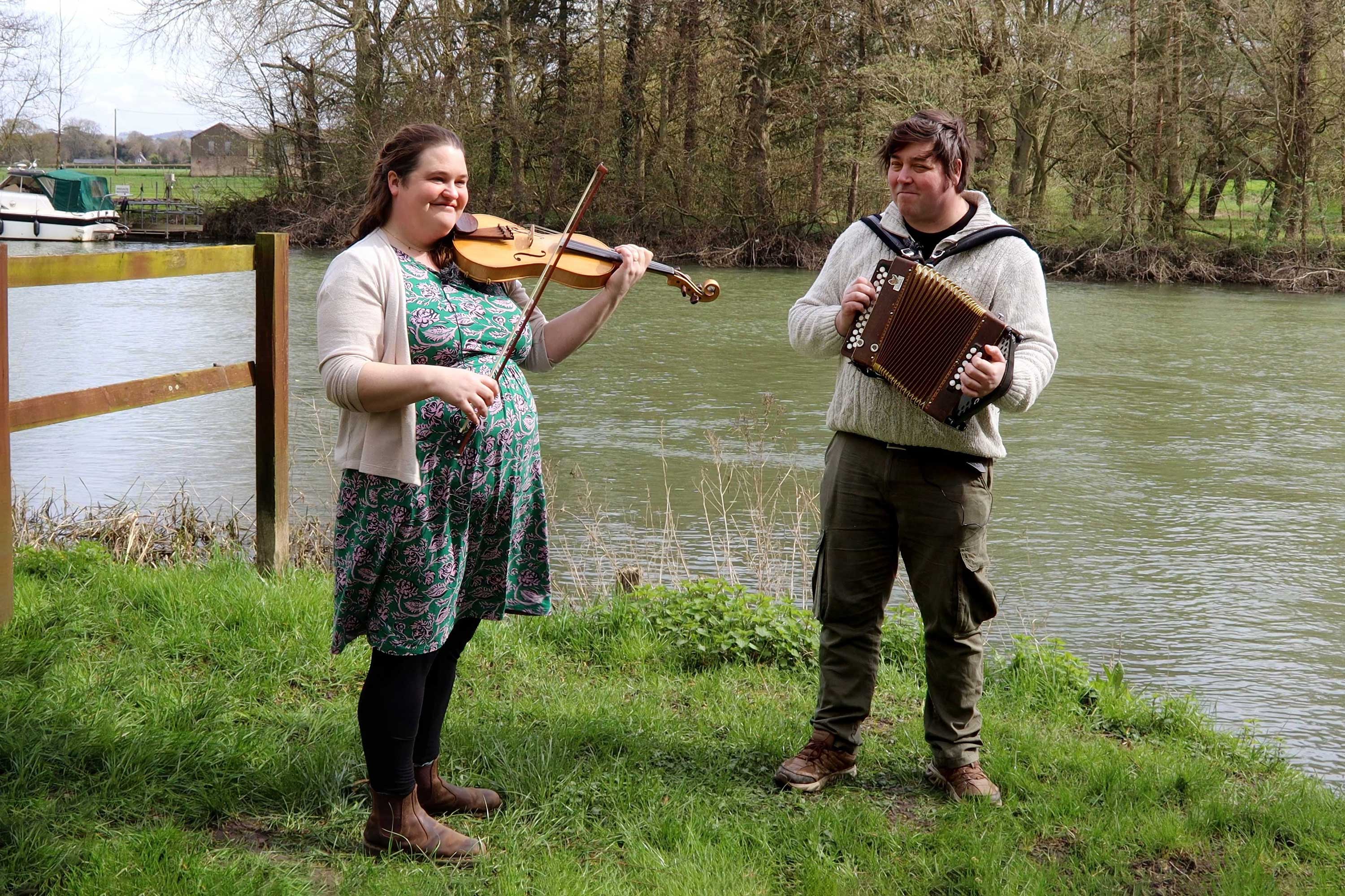 Jackie Oates & John Spiers