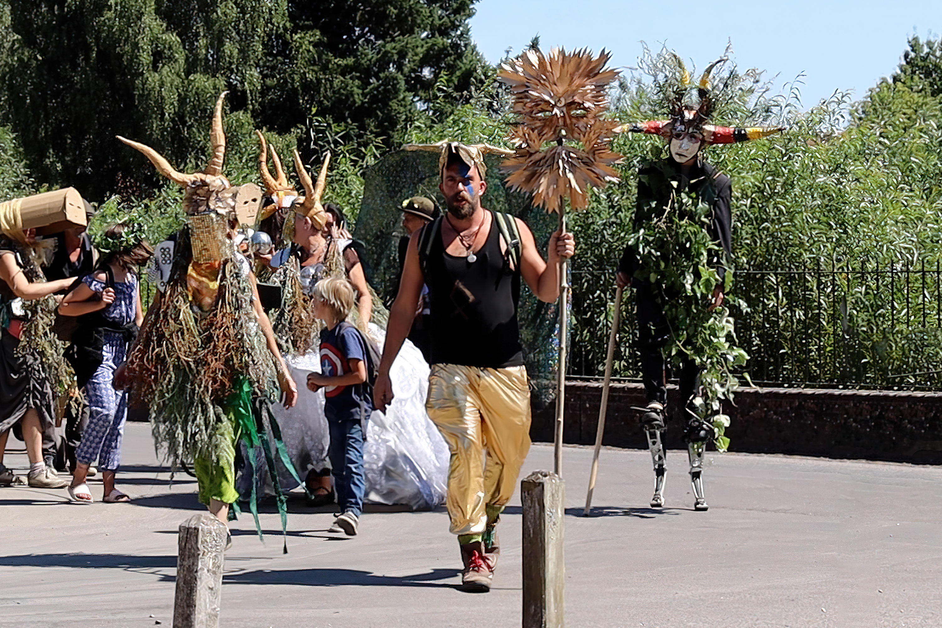 The Dance of the Commons at the Englefield Estate