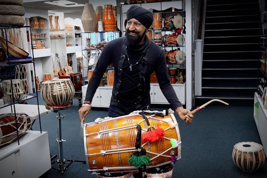 Bina Musicals Shop—Johnny Kalsi