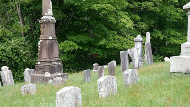 4K Graveyard Establishing Shot