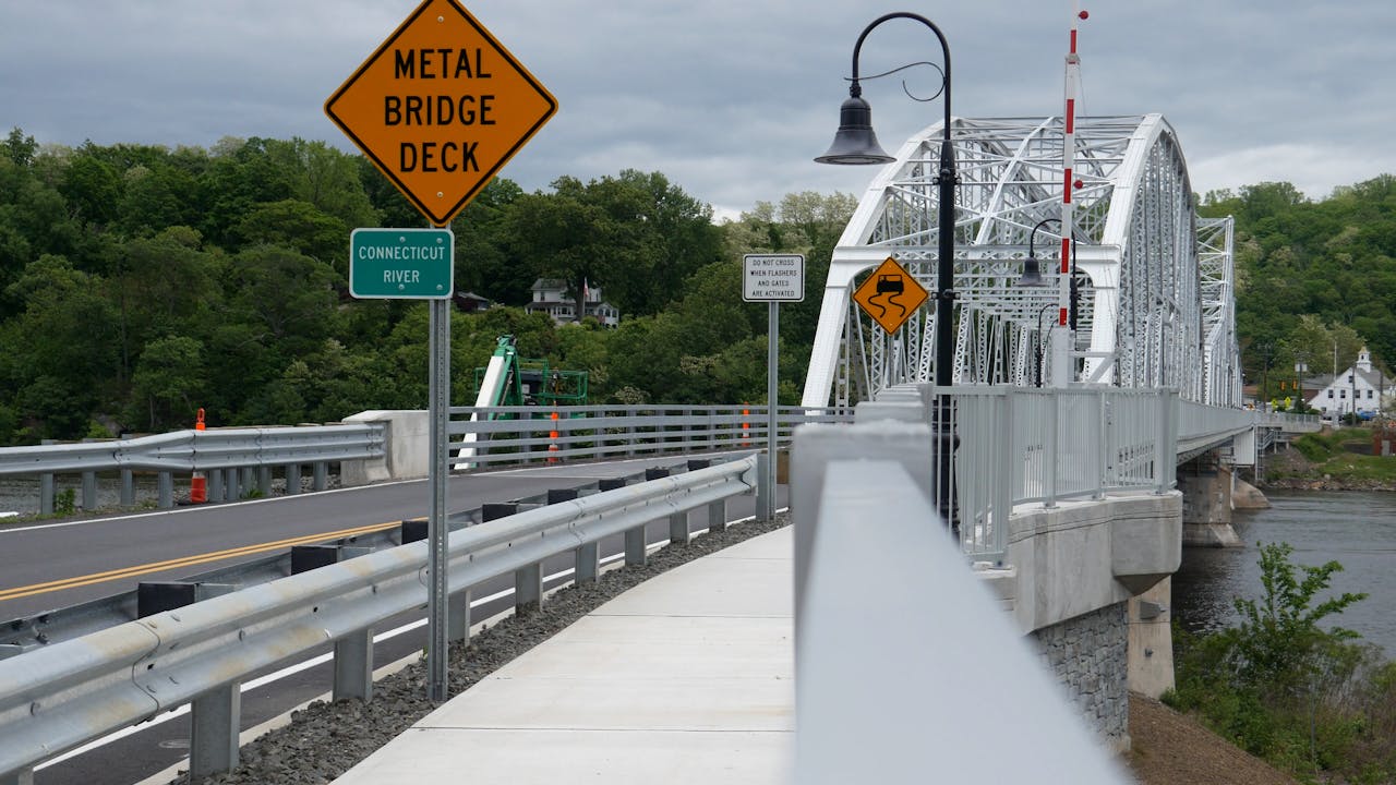 4K Small Town Bridge Establishing Shot