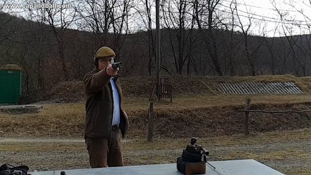 Shooting the Harper's Ferry flintlock...