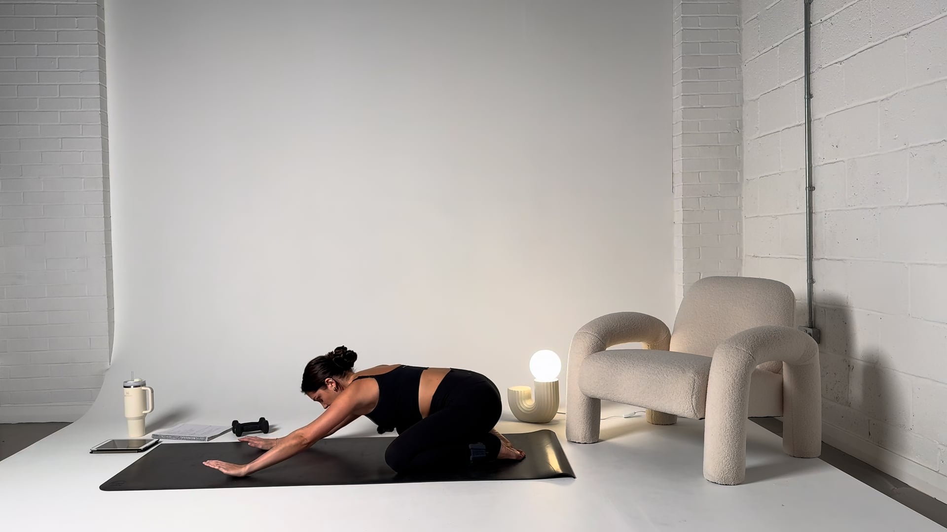 Arms And Core With Dumbbells (Foundation)