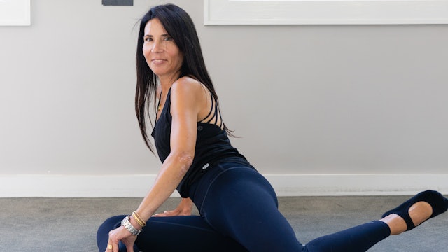 Forme 20 min Focus: Abs & Glutes with Gina, Wednesday, Jan  3rd, at 12:15 PM