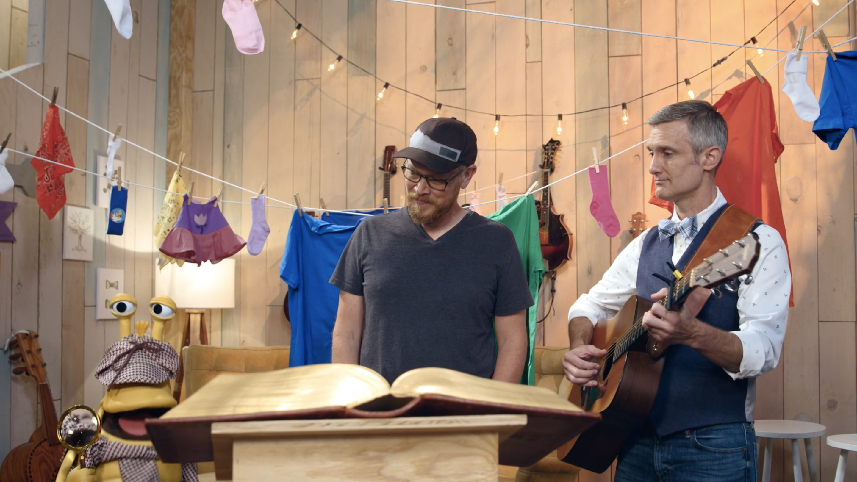 Under Where? | The Slugs & Bugs Show