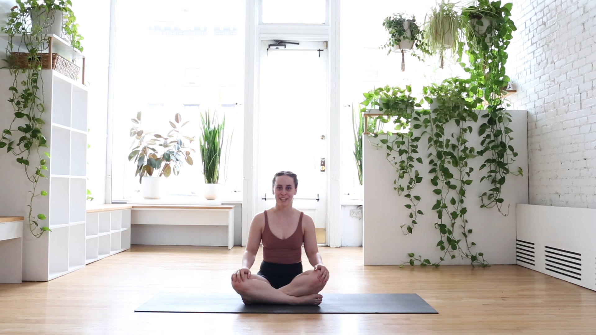 15. Build Your Fort - Hip mobility and strength w/Kimberly B.