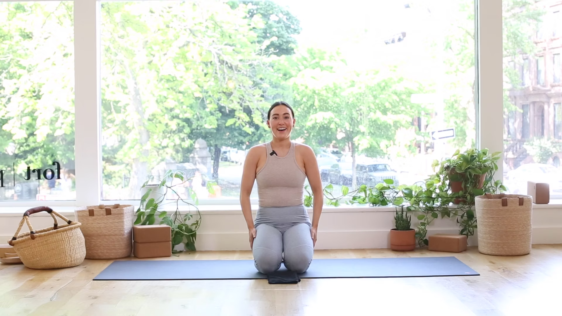 42. Build Your Fort - Arms w/Darcie V.