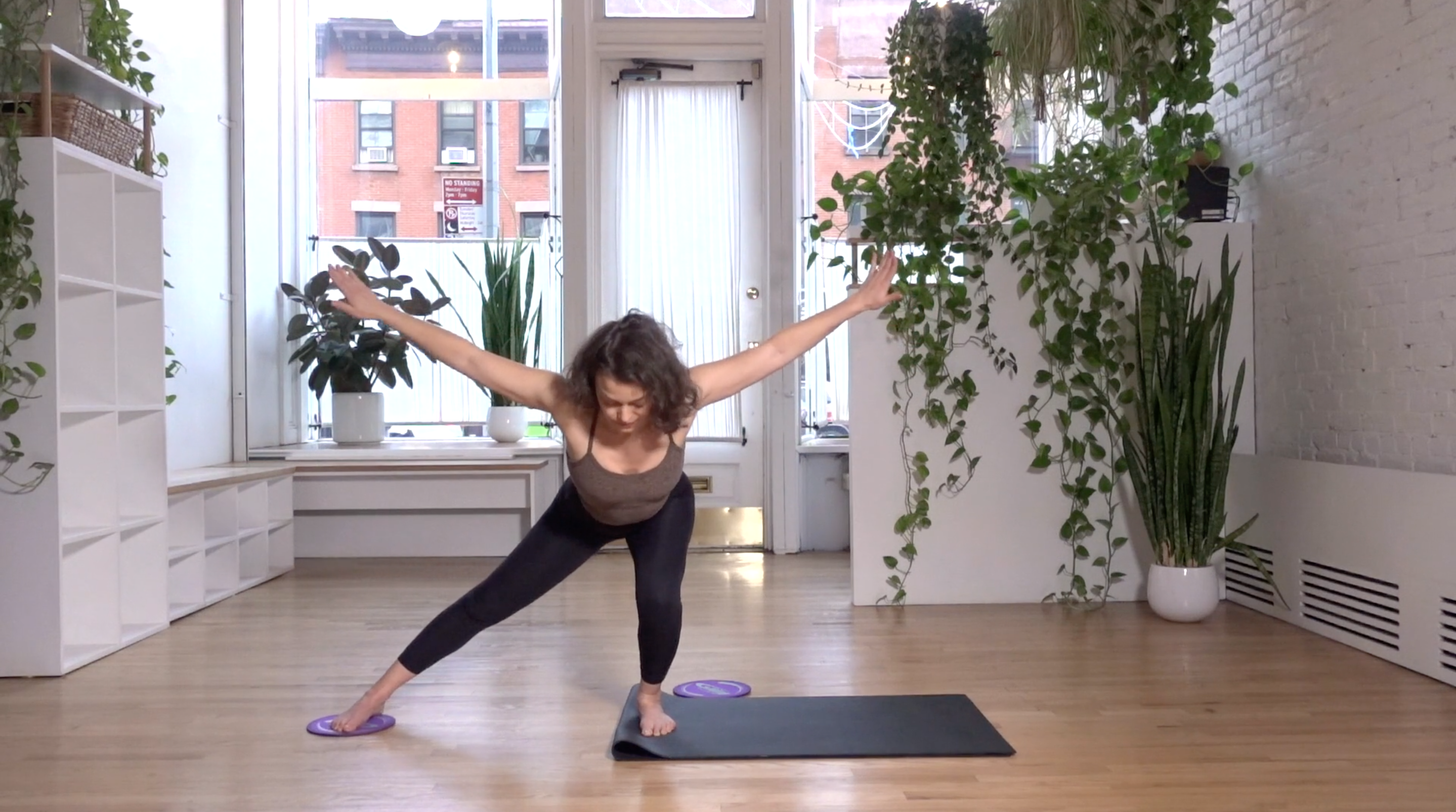 12. Build Your Fort - Glider Class w/Ashley R.