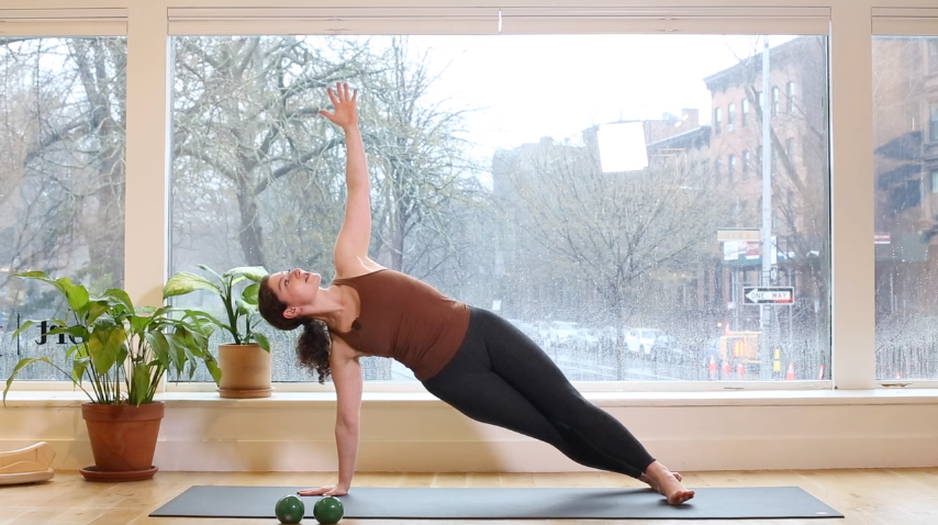 74. Build Your Fort: Standing series with Hannah K.