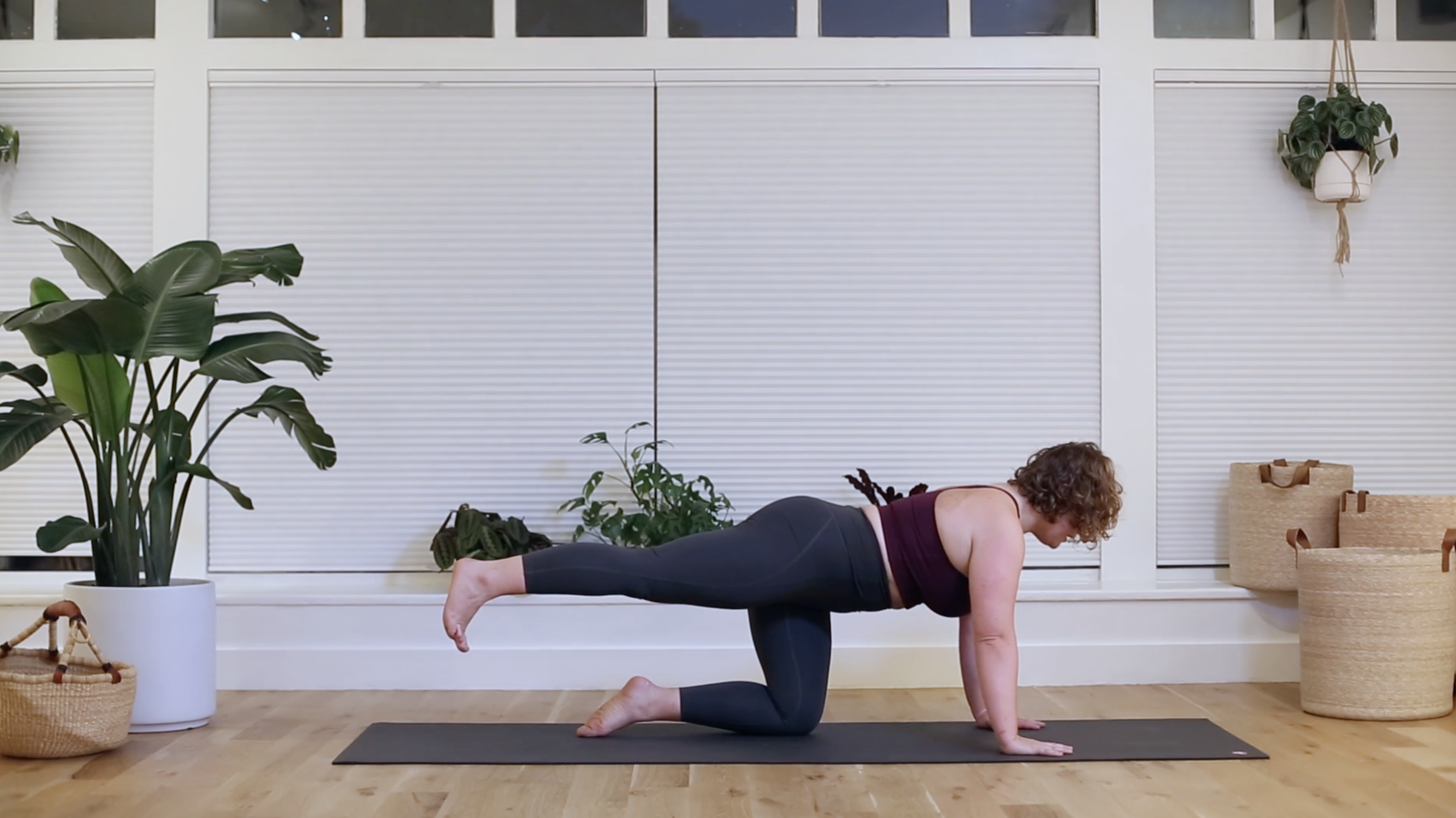 30. Build Your Fort - Glut and Hip Strength w/Laurel S.