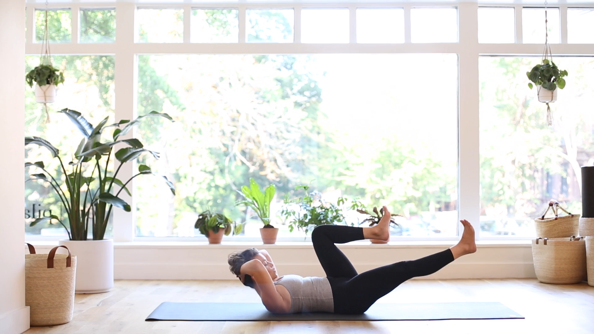 26. Build Your Fort - Core strengthening w/Ashley R.