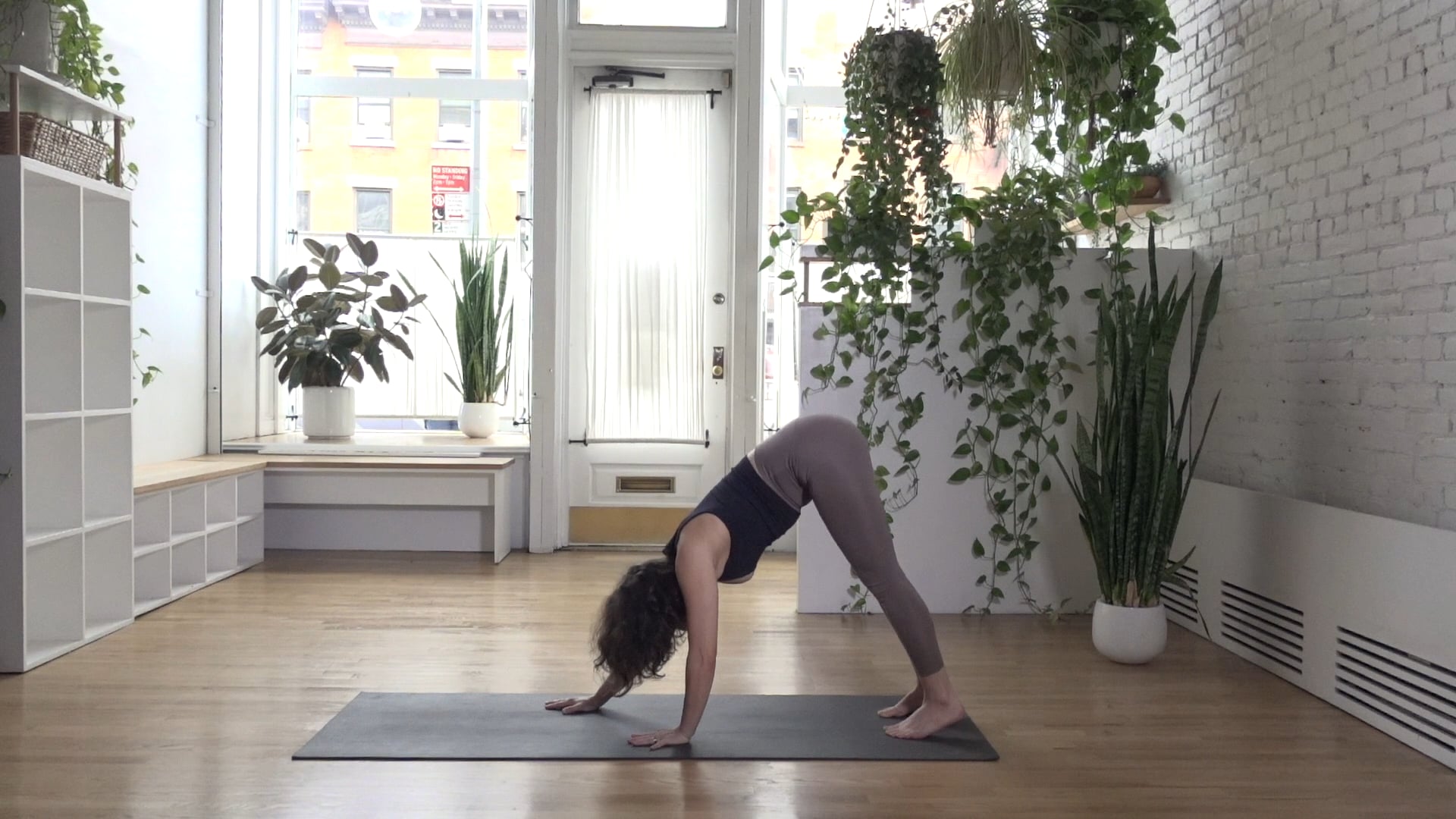 13. Build Your Fort - Wake Up and Warm Up w/Ashley R.