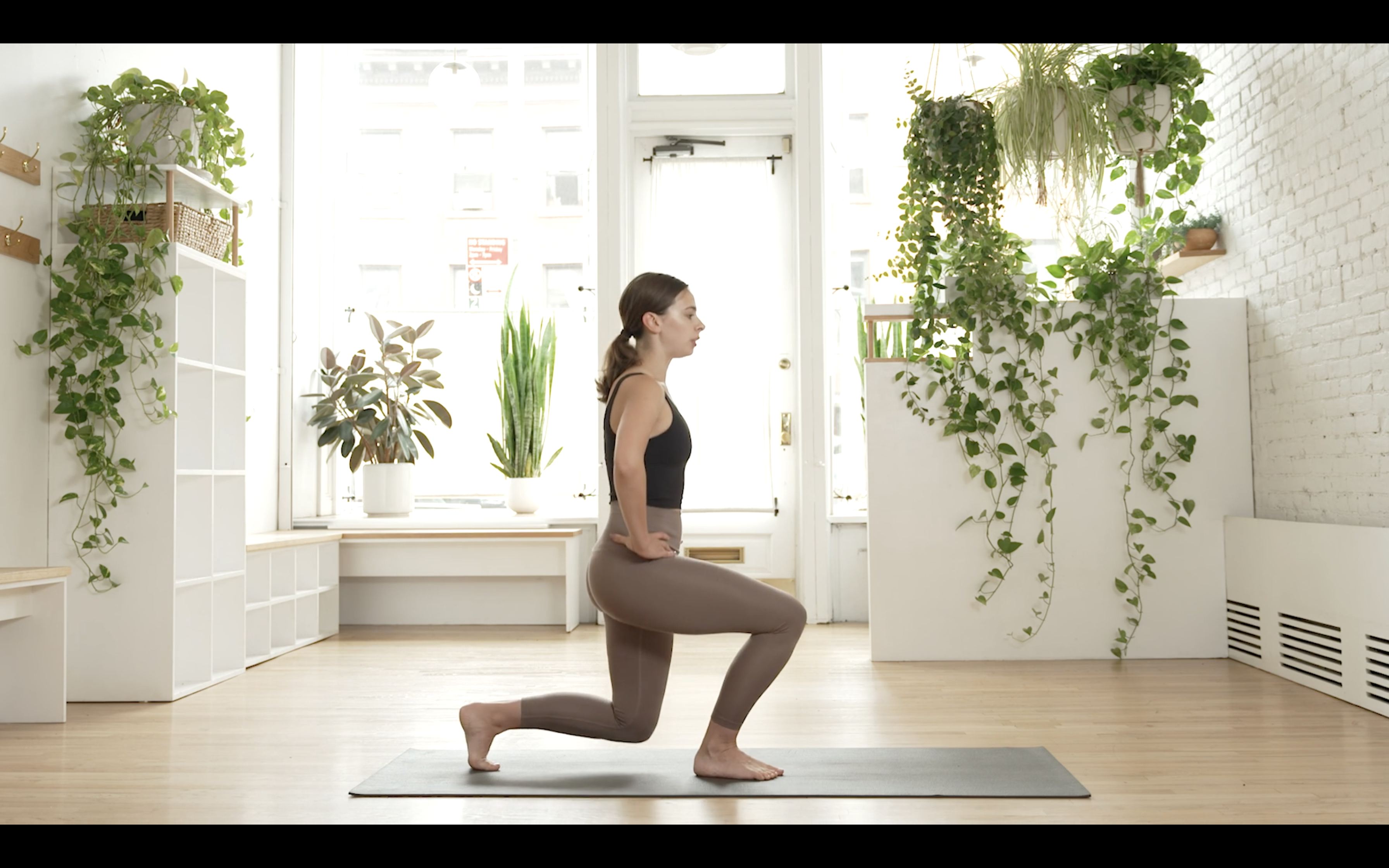 09. Build Your Fort - Cardio Glutes w/Jordan M.