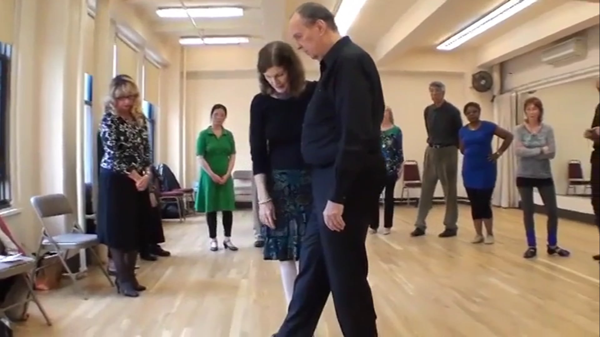 Media Vuelta To The Right With Leader's Barrera And Followers Lapiz