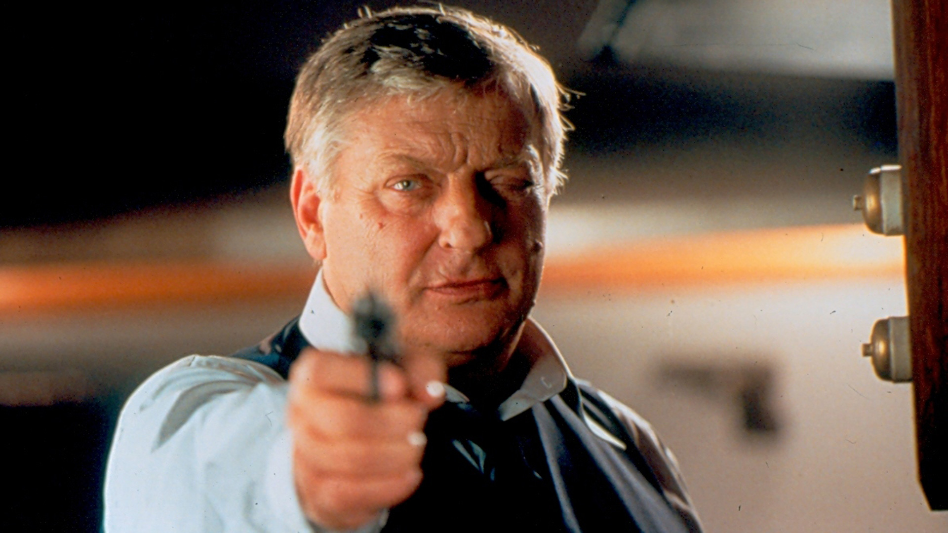 Maigret: Maigret Sees Double (Sn 6 Ep 2)