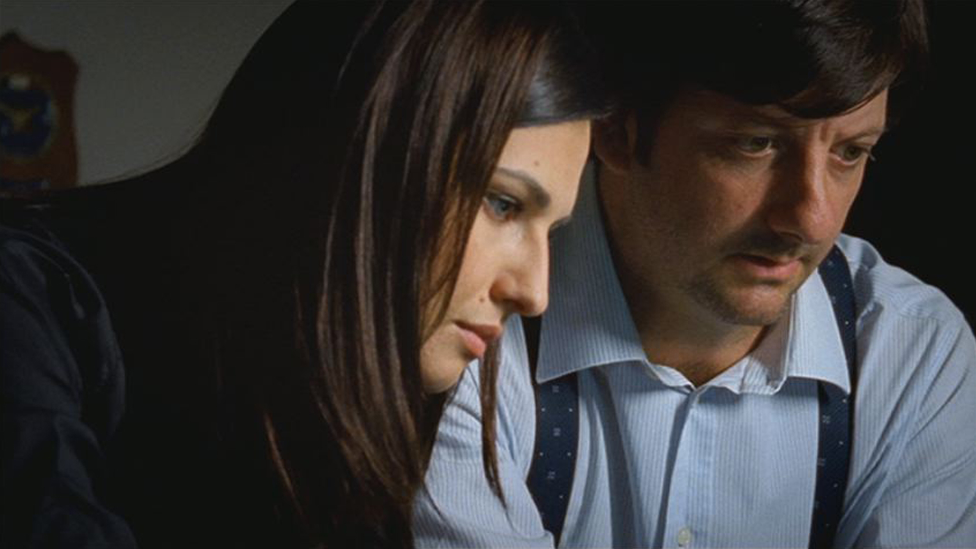 Inspector Manara: Off Duty (Sn 2 Ep 8)