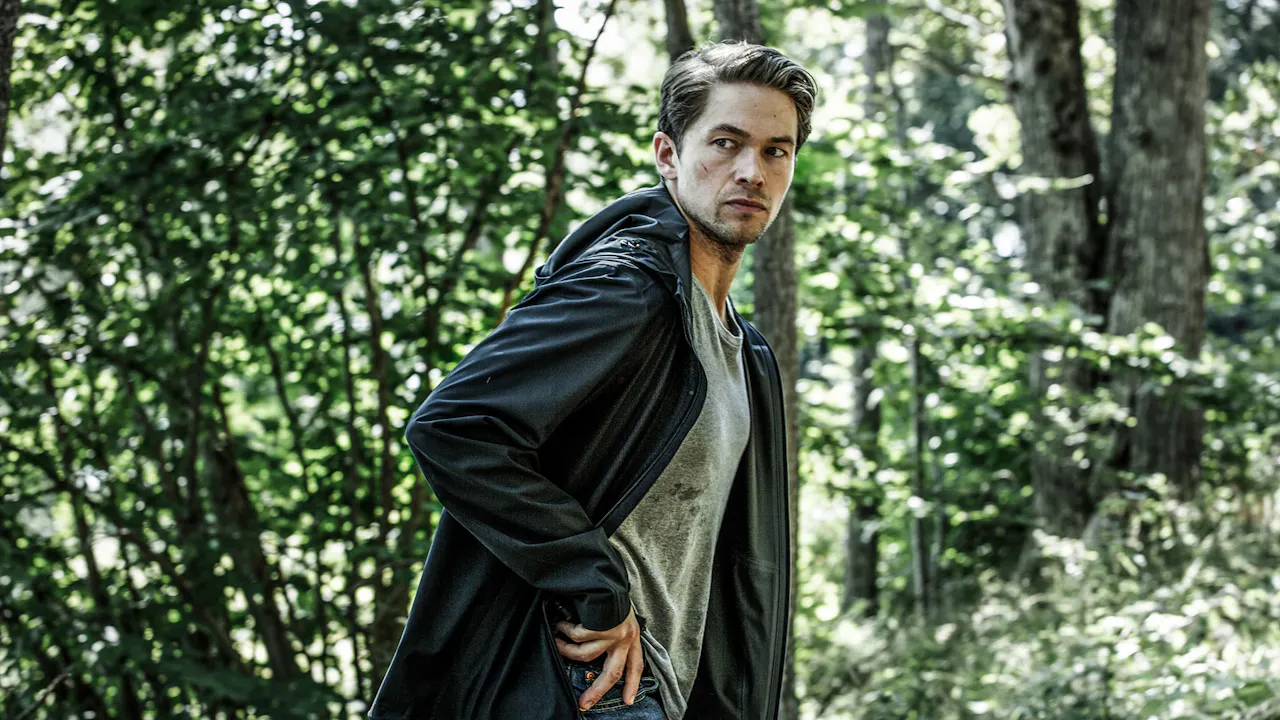 Agent Hamilton: Episode 07 (Sn 1 Ep 7) - Season 1 - MHz Choice